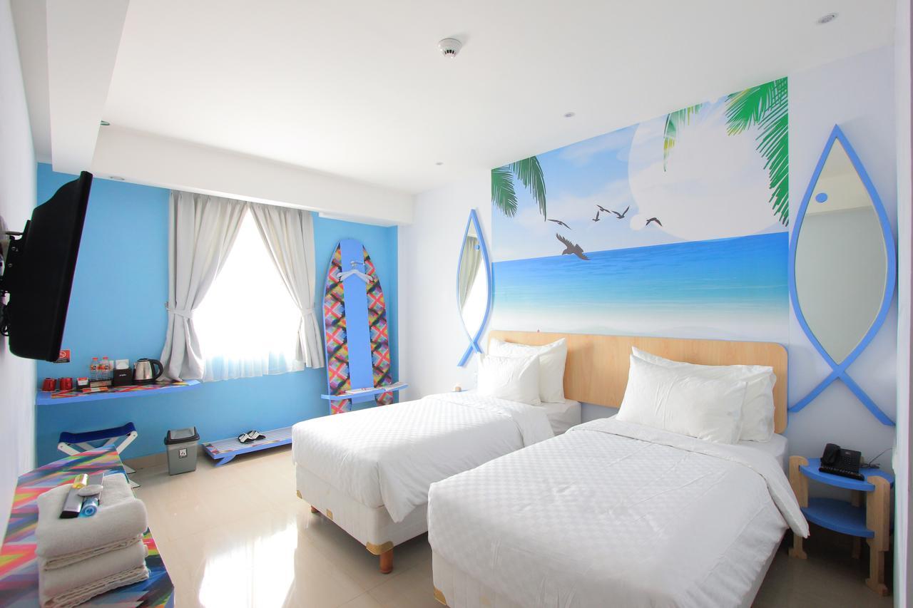 Uniq Hotel Yogyakarta Exterior foto